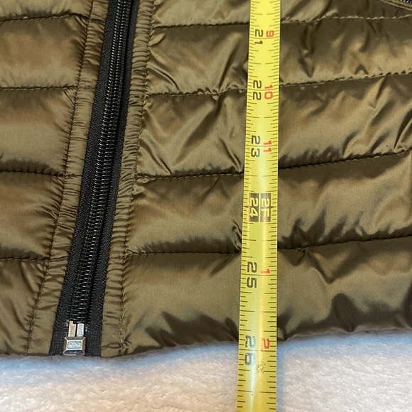 NWT BADGLEY MISCHKA Size XS Light Weight Packable Puffer Jacket Olive - Picture 9 of 13